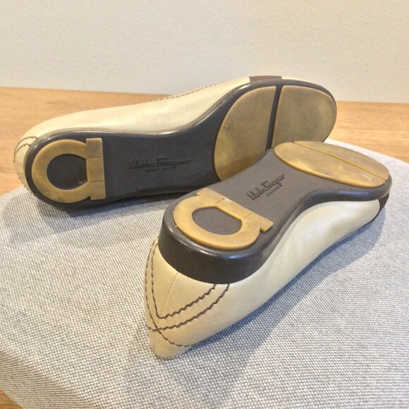 Salvatore Ferragamo Buyme Metallic Taupe Flat Women’s Shoes 6 - Picture 9 of 9